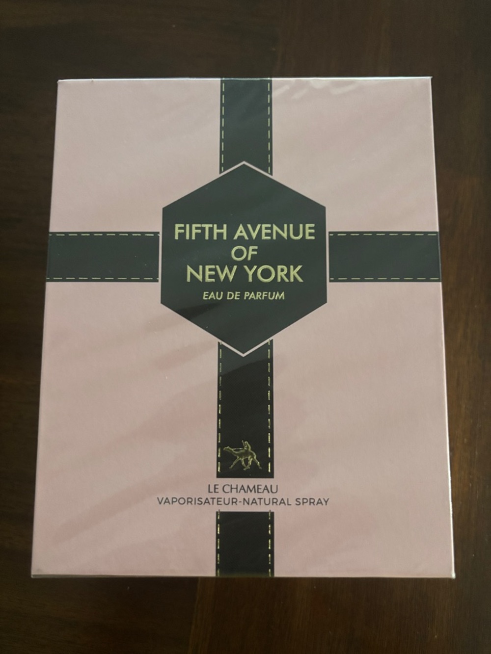 Fifth Avenue of New York Le Chameau Eau de Parfum - Pink